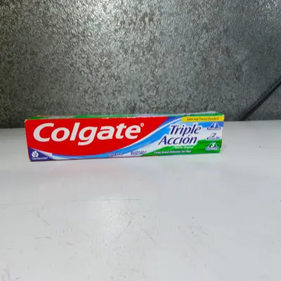 Colgate - Pasta Dental  - Triple Acción Menta Original - 75ml