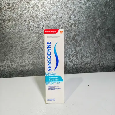 Crema Dental Sensodyne Limpieza Profunda - 113gr