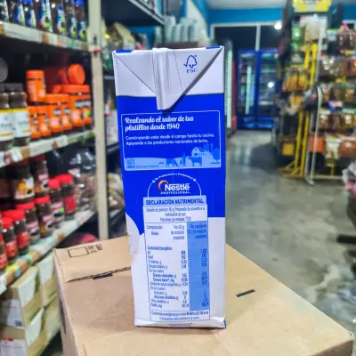 Media Crema Leche Entera Nestlé - 1Litro