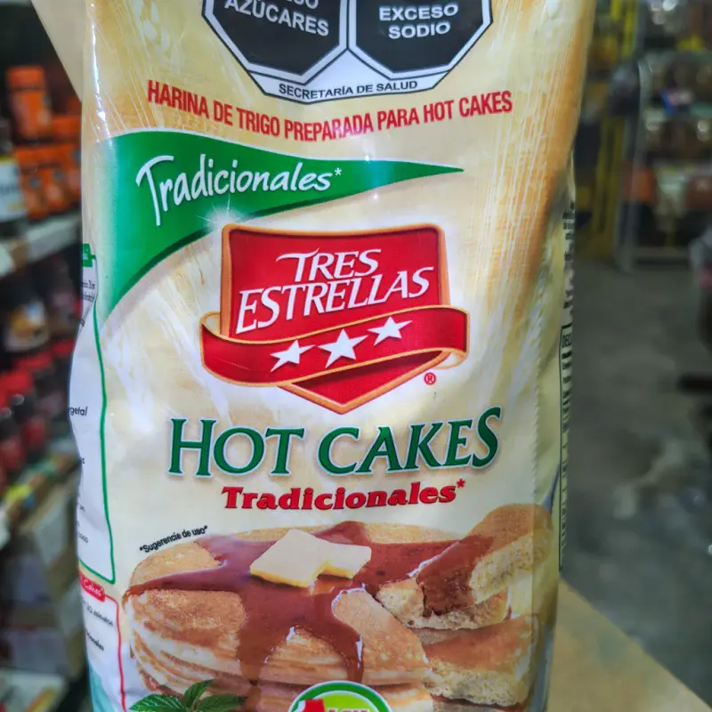 Harina para Hot Cakes Tres Estrellas - 1Kg