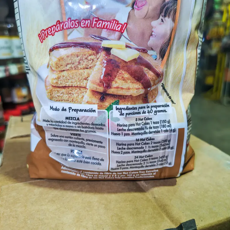 Harina para Hot Cakes Integrales Tres Estrellas - 800g