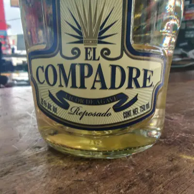 Licor De Agave El Compadre - 750ml