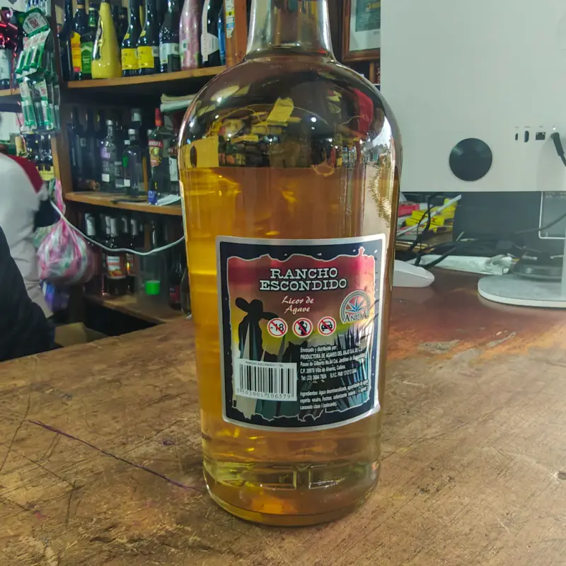 Licor de agave Rancho Escondido - 1.75L