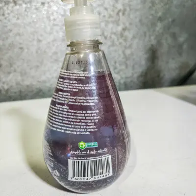 Jabón líquido para manos Hands antibacterial sweet lavender - 500ml