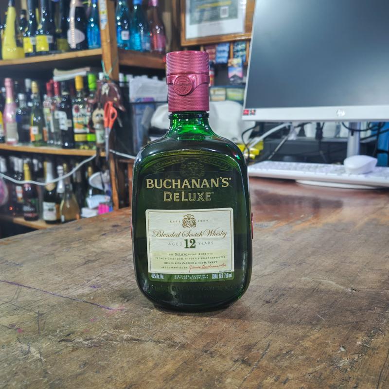 Whisky Buchanan's Deluxe 12 años Blended Scotch 750ml