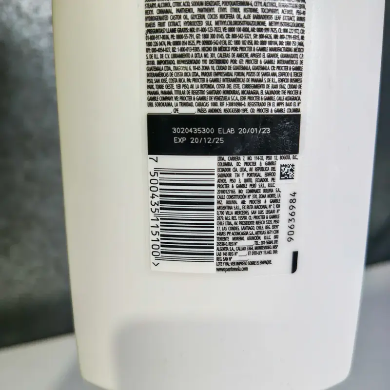 Shampoo Pantene Pro-V Cuidado Clásico 2 en 1 700 ml