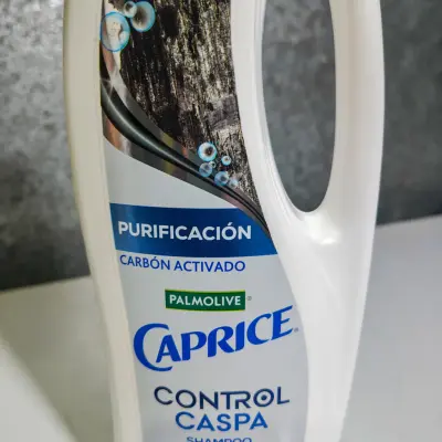 Shampoo Caprice -  Control Caspa - Purificación - Carbón Activado 750ml