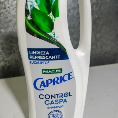 Shampoo Caprice - Control Caspa - Eucalipto 750ml