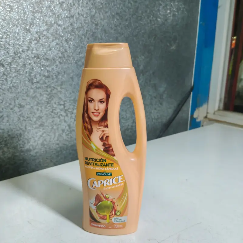 Shampoo Caprice - nutrición revitalizante - aceites + hidra-cápsulas - 750ml