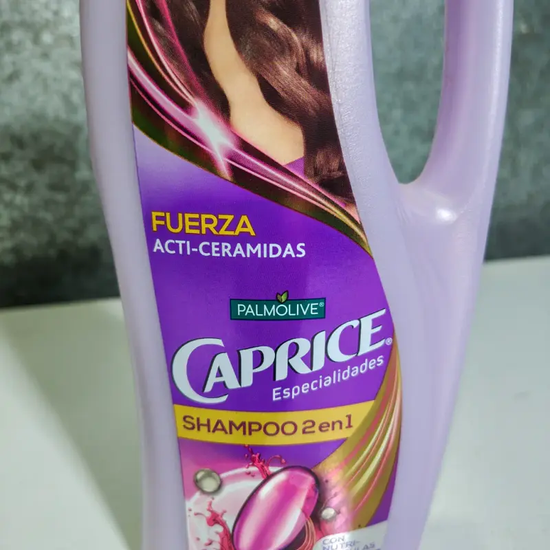 Shampoo Caprice - Acti-Ceramidas 2 en 1 con Hidra-cápsulas - 750ml