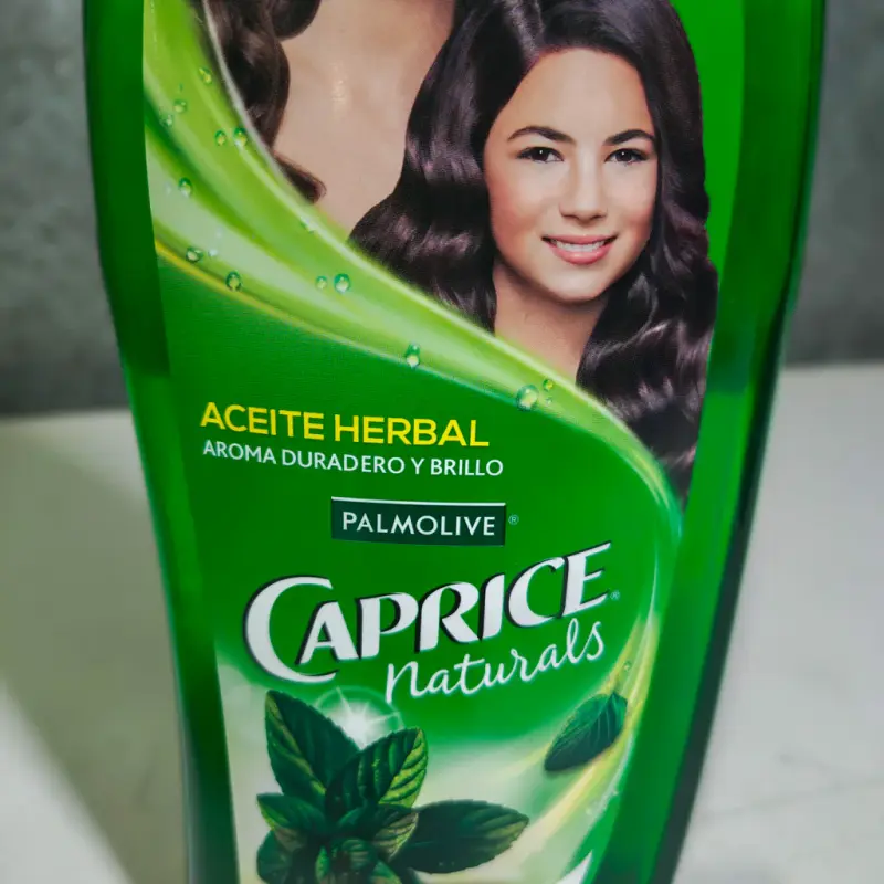 Shampoo Caprice - Aceite Herbal - 760ml