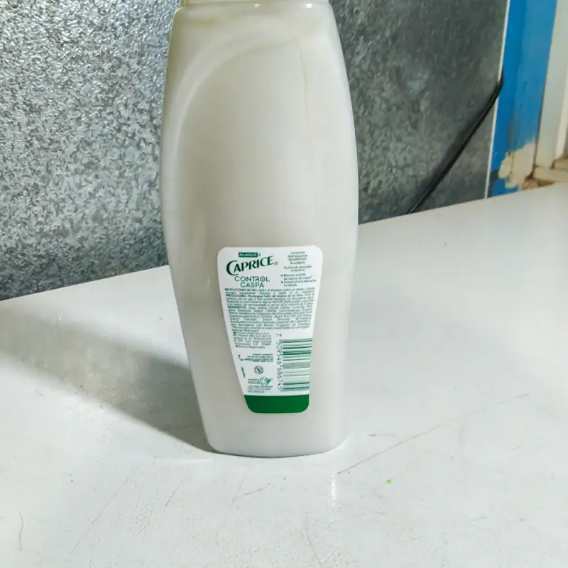 Shampoo Caprice - Control Caspa - Limpieza Refrescante Eucalipto - 380ml