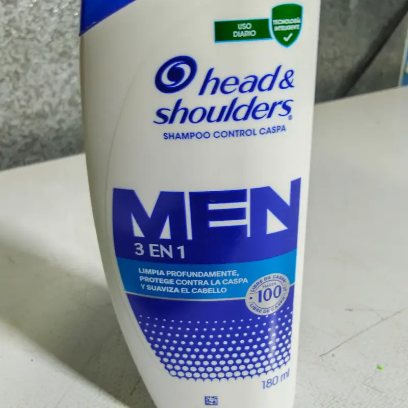 Shampoo Head & Shoulders Men-  3 en 1 - Shampoo Control Caspa 180ml